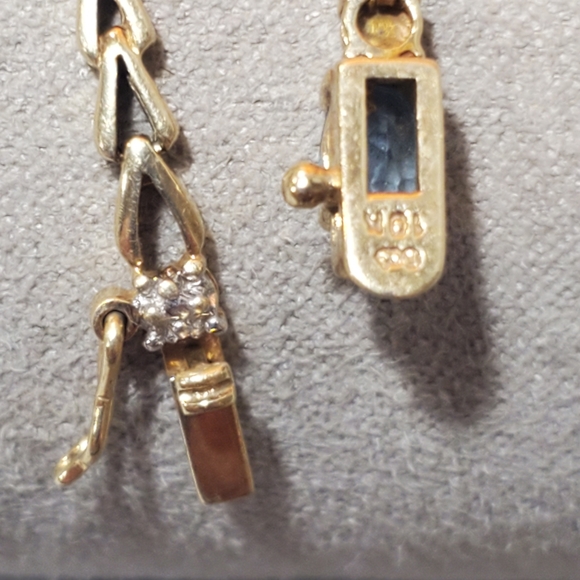 10kt Blue Topaz/Diamond Bracelet - Picture 3 of 4